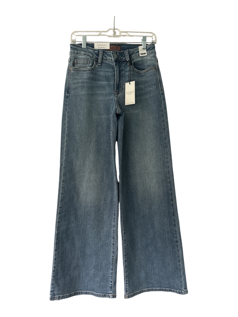 Judy Blue Wide Leg Jeans in Medium Blue Wash